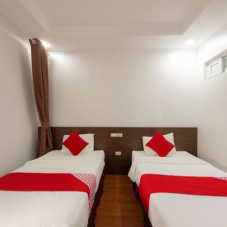 Super Oyo Capital O 387 Bach Duong Hotel Hanoi Bagian luar foto