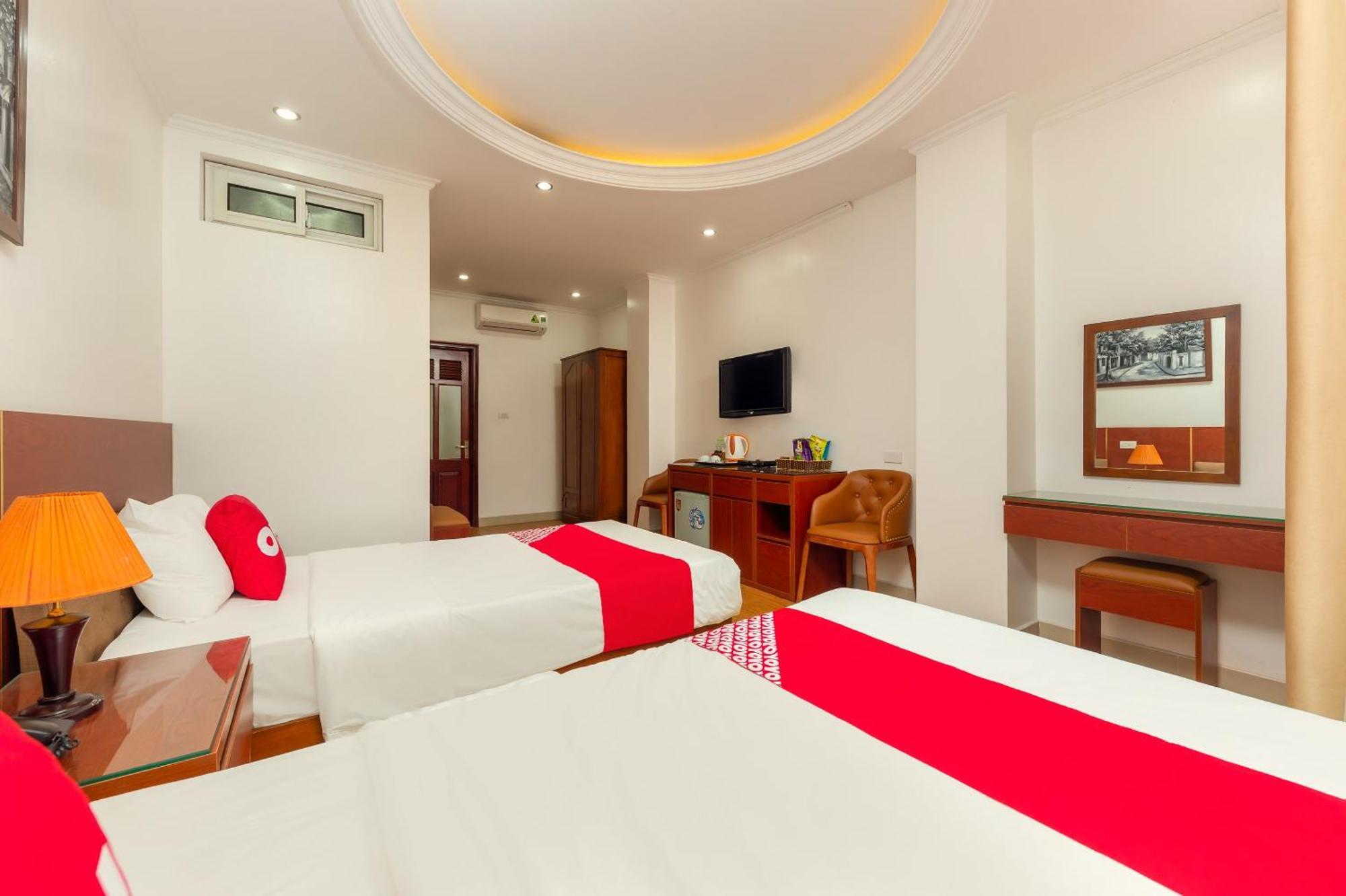 Super Oyo Capital O 387 Bach Duong Hotel Hanoi Bagian luar foto